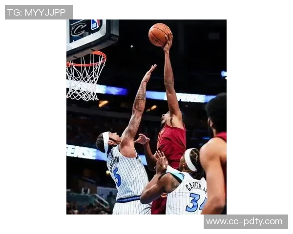 米切尔下半场狂砍27分全场36分5篮板9助攻2抢断助球队逆转胜利