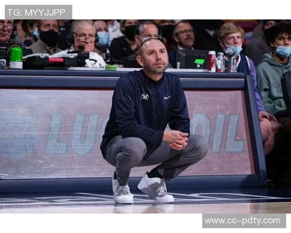 小阿德尔曼透露布劳恩热身后身体不适未能参赛的原因